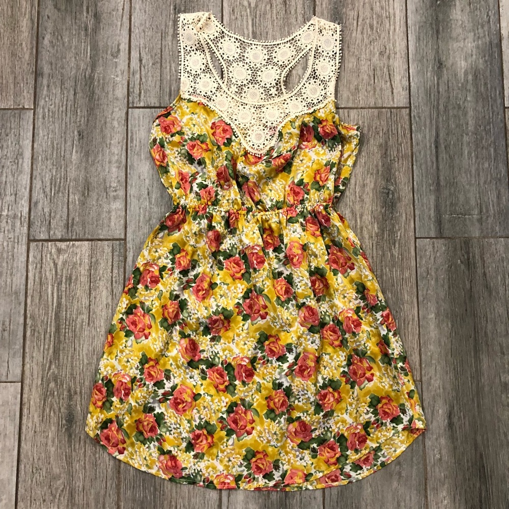 Rose Print & Embroidered  Detail Tstrap Dress